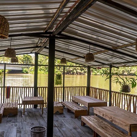 Luvi Lucas River Side ウェリガマ エクステリア 写真